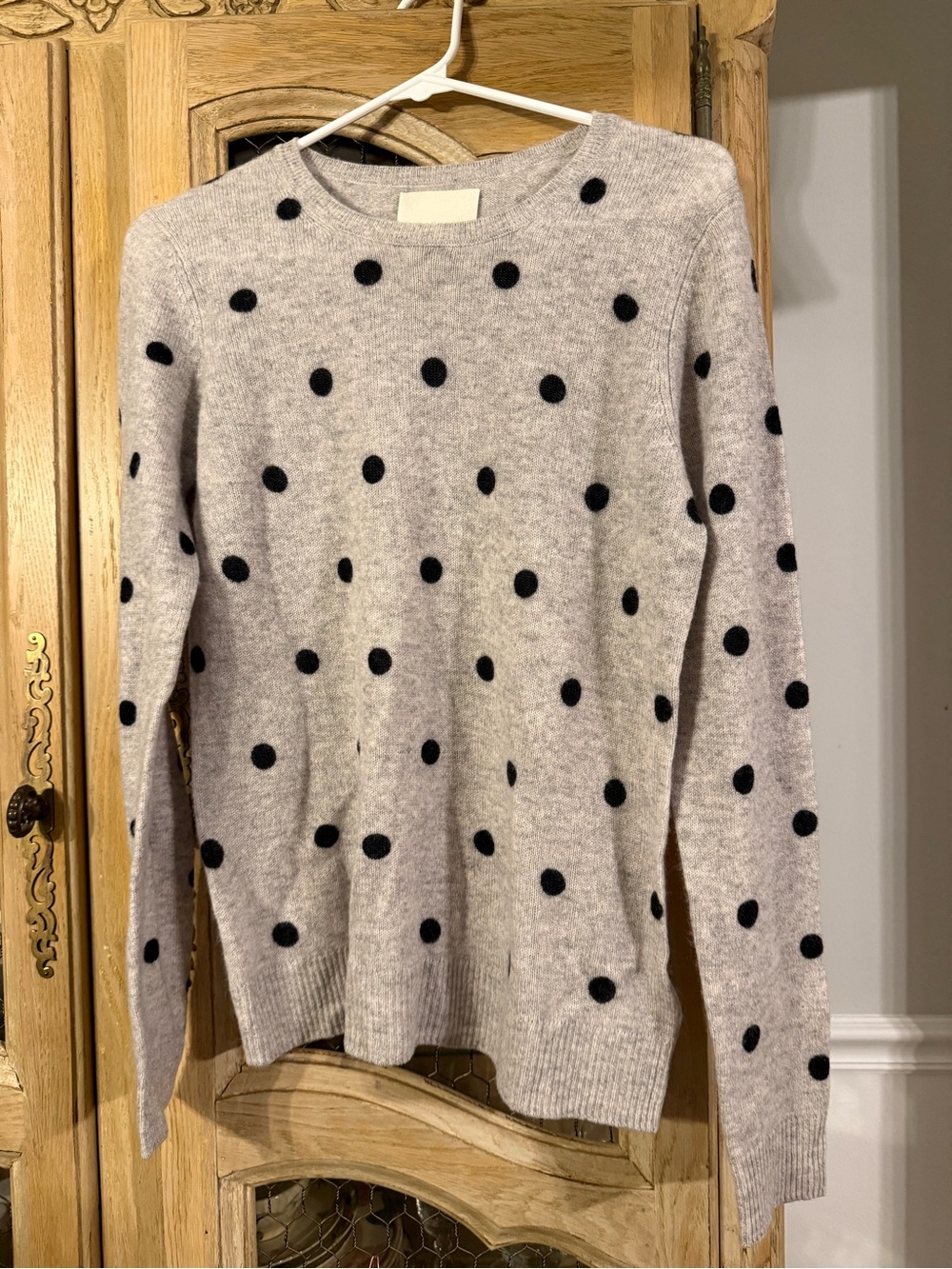 Cashmere Cynthia Rowley Light Gray Polka Dot Sweater - Classic Crewneck